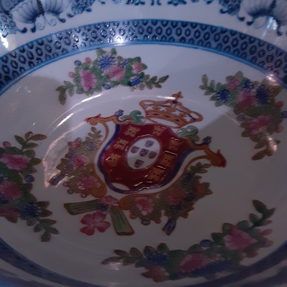 Ornamental Chinese Bowl, 10" x 4 1/2" - Picture 6 of 8